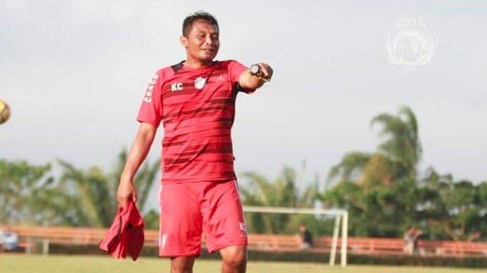 Asisten pelatih Arema FC, Kuncoro
