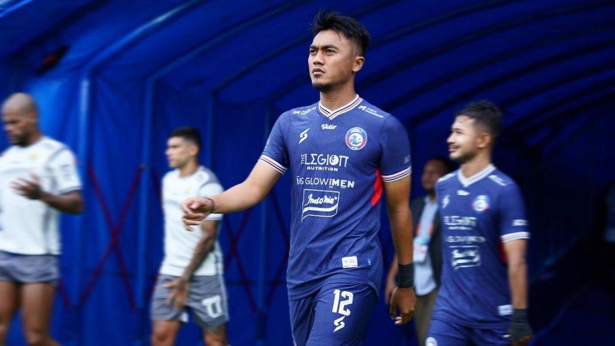 Potret bek kanan mahal milik Arema FC di gelaran Liga 1 2022, Rizky Dwi.