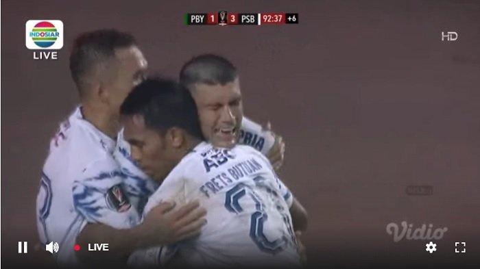 Cuplikan selebrasi Ciro Alves setelah mencetak gol dalam babak kedua Persebaya Surabaya vs Persib Bandung, skor 3-1 untuk Maung Bandung, Jumat (17/6/2022).
