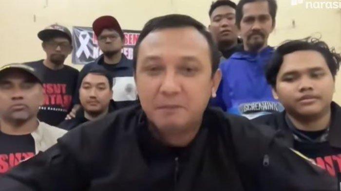 Dadang Dadang Aremania Jadi Sorotan soal Tragedi Kanjuruhan, Kini Minta Maaf ...