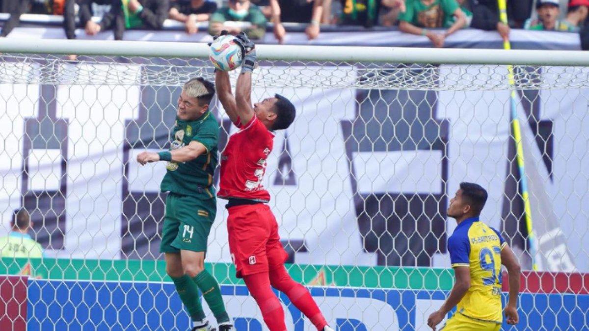 Cuplikan penampilan dari Ega Rizky saat Barito Putera kontra Persebaya Surabaya, Sabtu (8/7/2023).