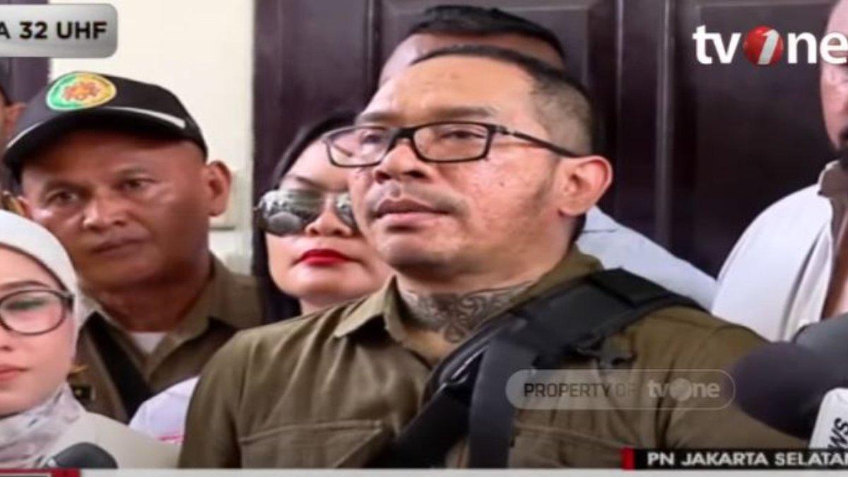 Potret Jonathan Latumahina setelah menghadiri persidangan Mario Dandy pada Selasa (6/6/2023).