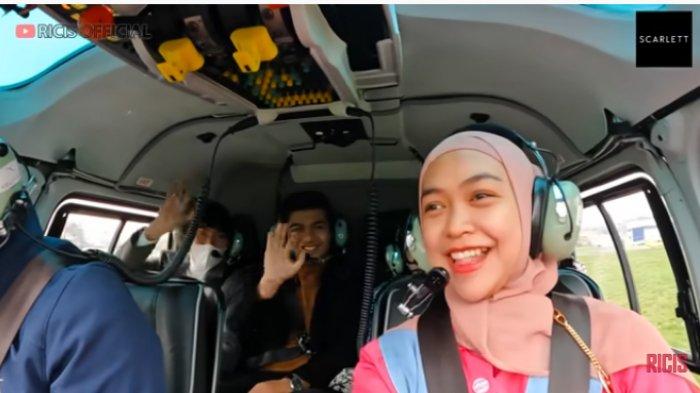 Ria Ricis dan rombongan saat menaiki helikopter di Paris, YouTube Ricis Official pada Jumat (4/3/2022).