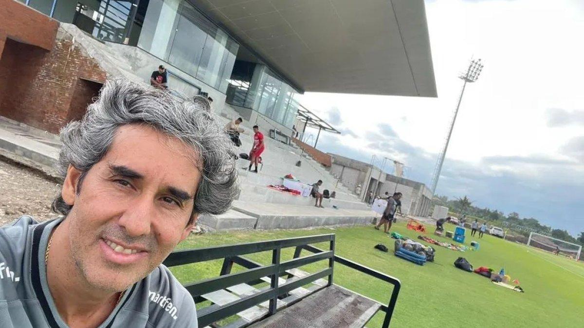 Foto terbaru pelatih kepala Bali United Stefano Cugurra Teco, 16 Mei 2023.