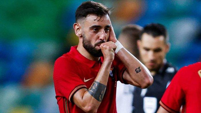 Gelandang Timnas Portugal milik Manchester United Bruno Fernandes saat merayakan gol ke gawang Israel pada uji coba jelang EURO 2020.