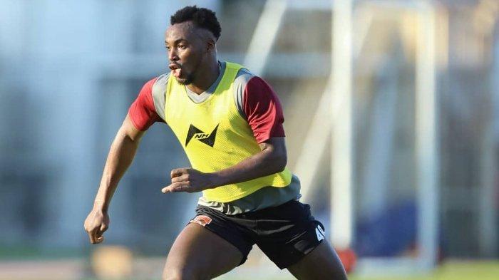 Guy Junior melakukan latihan bersama Borneo FC, Selasa (28/1/2020).