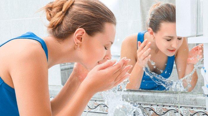 Mengapa Anda Perlu Mencuci Muka Dua Kali Sehari?