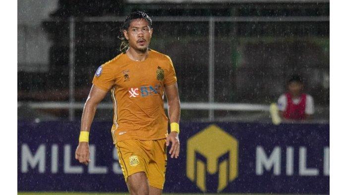 Jajang Mulyana saat berseragam Bhayangkara FC pada unggahan Instagram @j.mulyana10, 14 Januari 2022.
