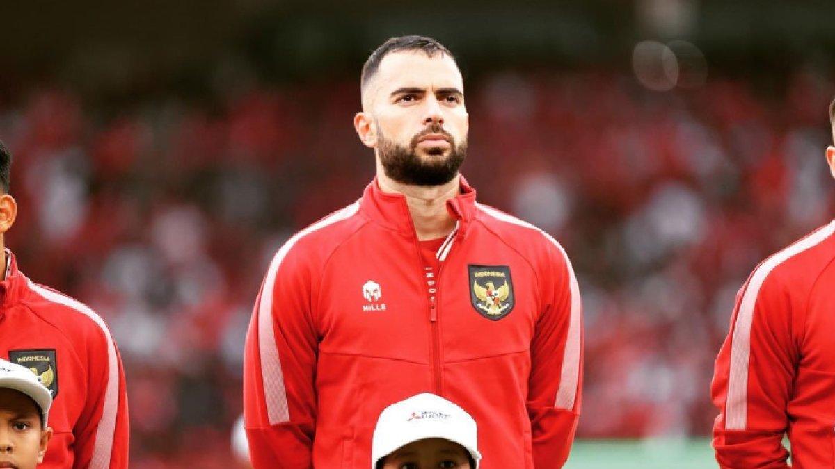 Bek Johor Darul Ta'zim, Jordi Amat saat membela Timnas Indonesia di ajang Piala AFF 2022. Jordi Amat masuk daftar bidikan utama Persib Bandung.