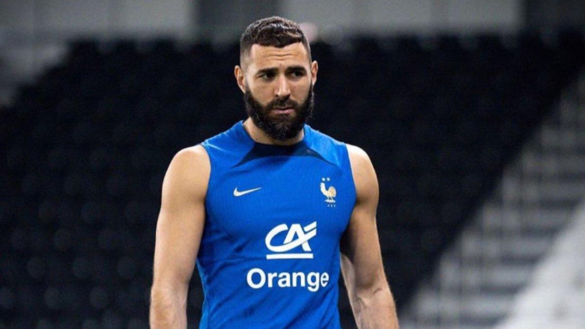 Karim Benzema saat berada di sesi latihan Timnas Prancis.