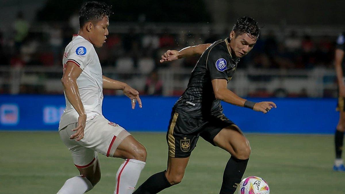 Cuplikan laga Malut United vs PSIS Semarang, Jumat, 16 Mei 2025.
