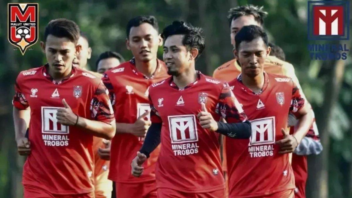 Skuad Malut United saat melakukan sesi latihan jelang guliran Liga 2 2023/2024.