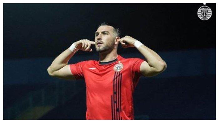 Marco Simic usai cetak gol pertama Persija Jakarta atas Maduara United, Senin (17/2/2020)