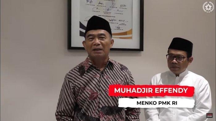 Menteri Koordinator Bidang Pembangunan Manusia dan Kebudayaan (Menko PMK) Muhadjir Effendy. Pemerintah resmi menggeser dua hari libur nasioanal dan menghapus cuti Hari Raya Natal.