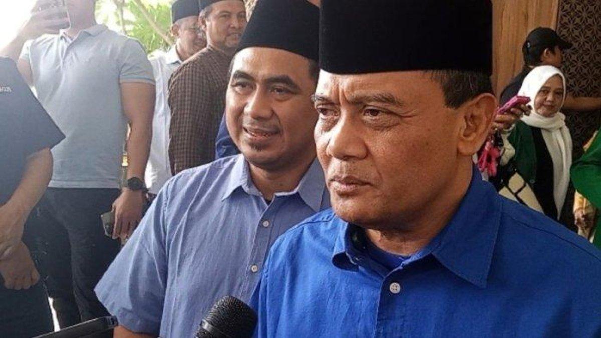 Pasangan calon kepala daerah nomor urut 2 Ahmad Luthfi-Taj Yasin di Hotel Patra Jasa Semarang, Jawa Tengah pada Rabu (13/11/2024).