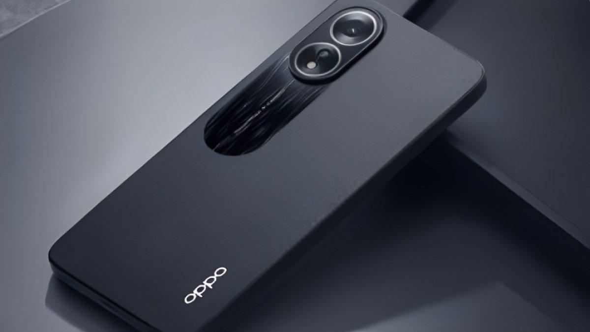 HARGA HP OPPO - Tampilan desain bodi belakang Oppo A38 dengan warna Glowing Black.