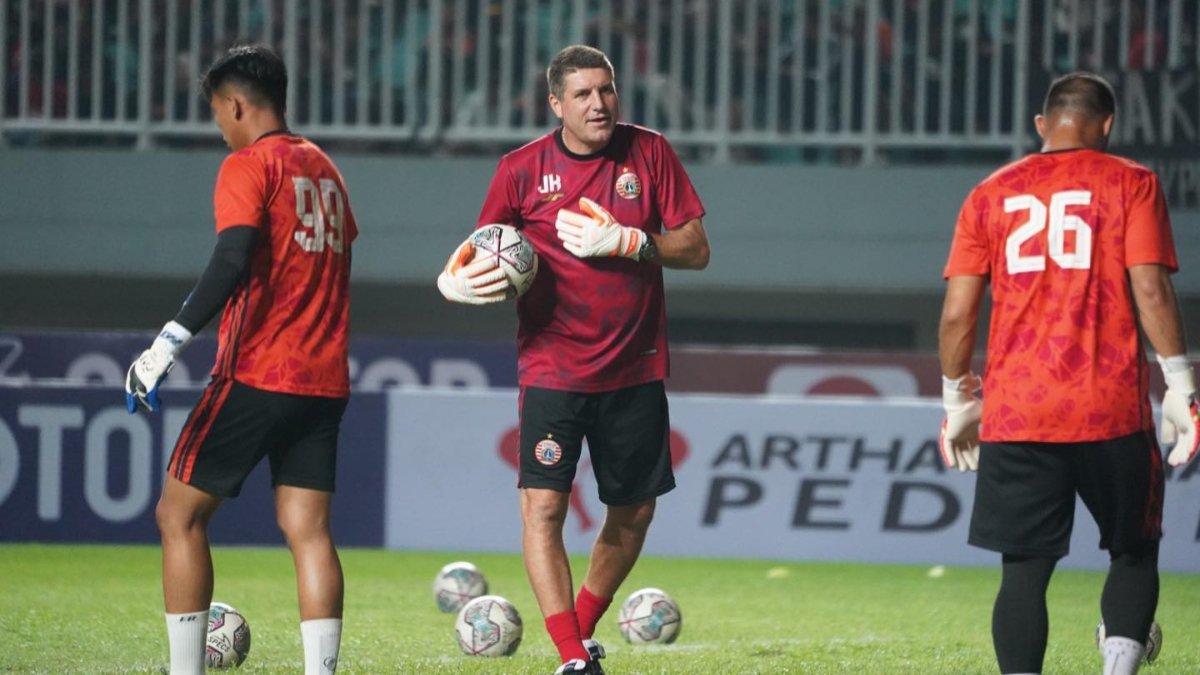 Sosok pelatih kiper Persija Jakarta, Jan Klima.