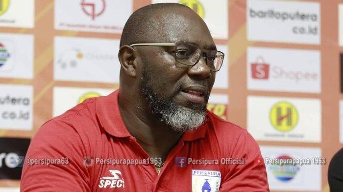 Pelatih Persipura Jayapura, Jacksen F Tiago