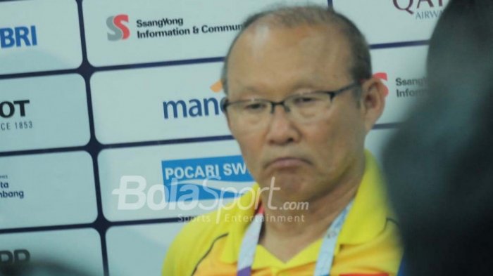 Pelatih timnas Vietnam, Park Hang Seo dalam jumpa pers pasca laga kontra UEA untuk perebutan posisi ketiga sepak bola Asian Games di Stadion Pakansari, Kabupaten Bogor, Sabtu (1/9/2018).