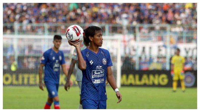 Pemain Arema FC, Syaiful Indra Cahya dianggap sebagai biang kekalahan Arema FC atas Persib Bandung di kandang sendiri, Minggu (8/3/2020).