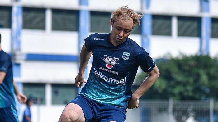 Pemain asal Jepang, Ryohei Miyazaki menjalani trial di Persib Bandung jelang Liga 1 2022.