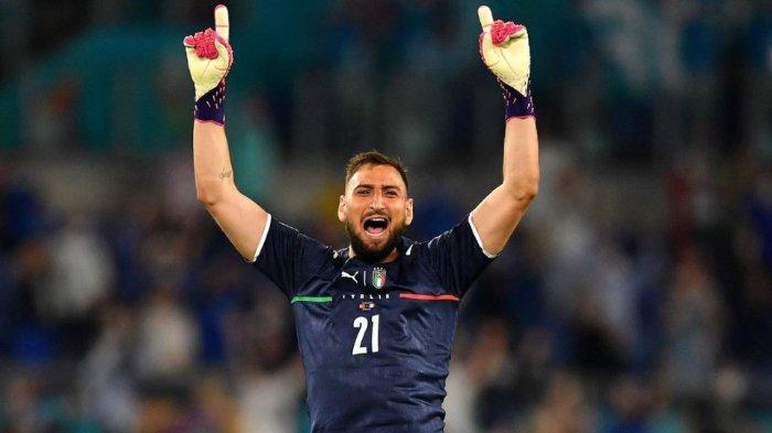 Penjaga gawang Timnas Italia Gianluigi Donnarumma di EURO 2020