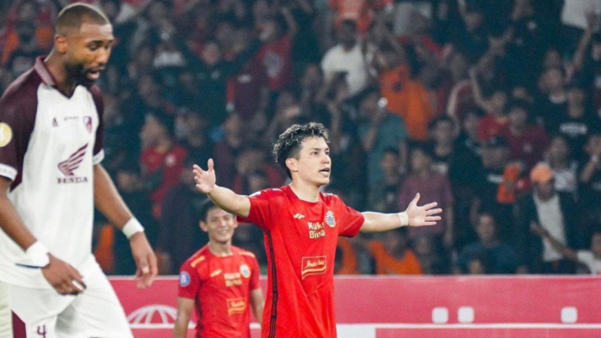 Selebrasi gol Ryo Matsumura ke gawang PSM Makassar di pekan perdana Liga 1 2023/2024, Senin (3/7/2023).