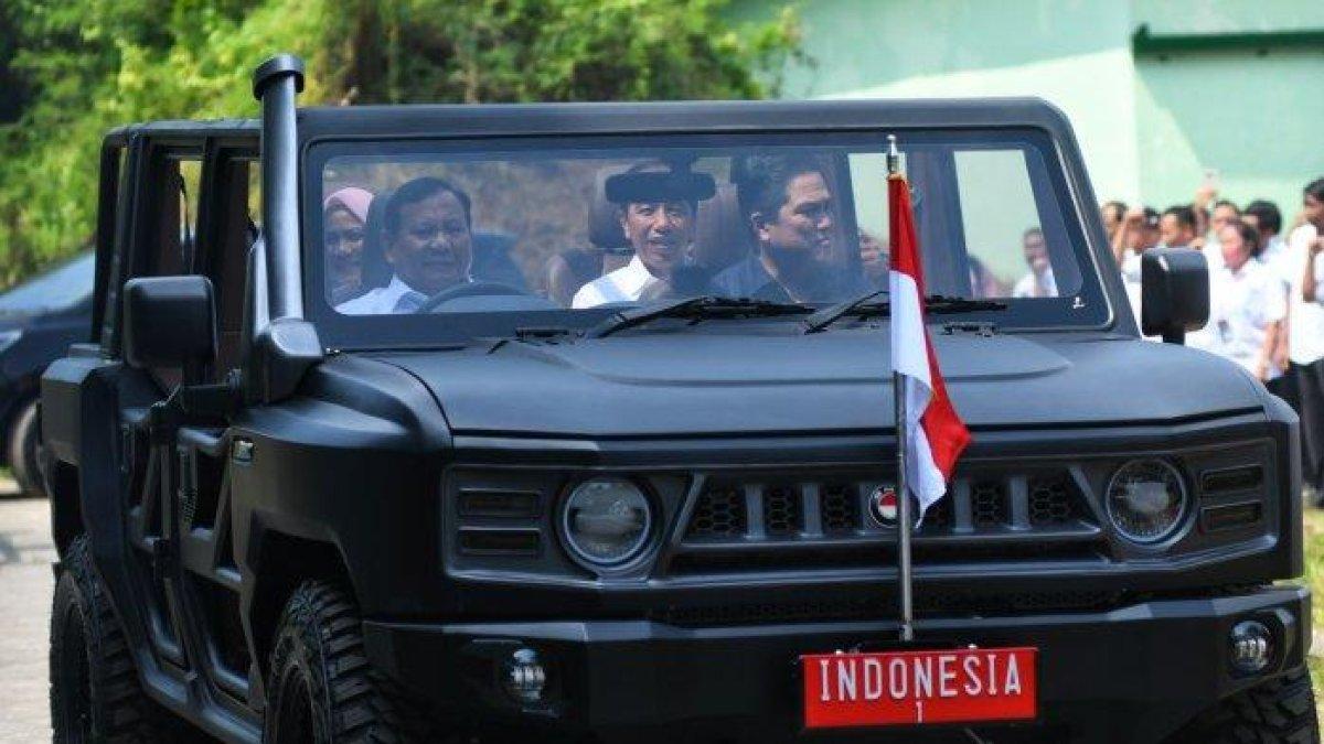 Prabowo sopiri Erick Thohir, Jokowi, dan Iriana