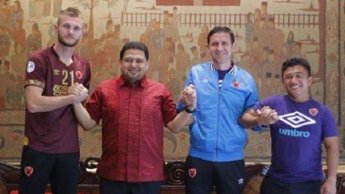PSM Makassar memperkenalkan Nenad Bacina dan Serif Hasic di Hotel Sultan, Jakarta, Senin (10/2/2020).