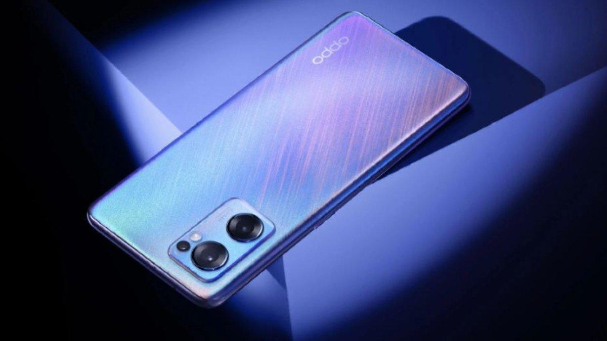 HARGA HP OPPO - Penampakan Oppo Reno 7 5G diakses dari oppo.com, Jumat (25/4/2025). Cek spesifikasi dan harga terbaru HP Oppo Reno 7 5G dibanderol Rp 3 jutaan terbaru di bulan April 2025.