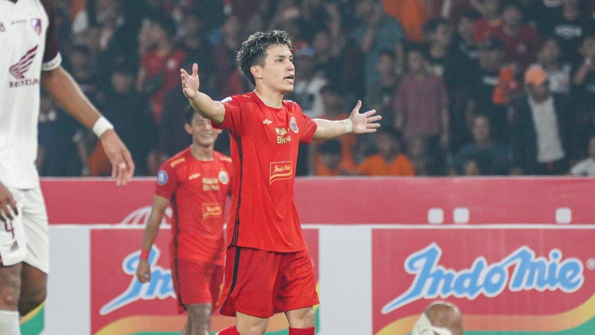 Winger Persija Jakarta, Ryo Matsumura saat menghadapi PSM Makassar dalam lanjutan pekan perdana Liga 1 2023/2024 di Stadion Utama Gelora Bung Karno, Jakarta, Senin (3/7/2023)