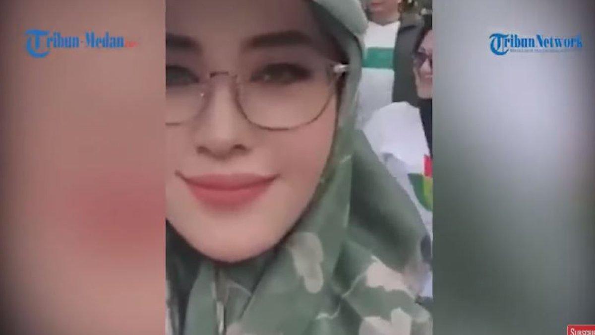Sosok Anis Khairunnisa Anak Panji Gumilang Pimpinan Ponpes Al-Zaytun.