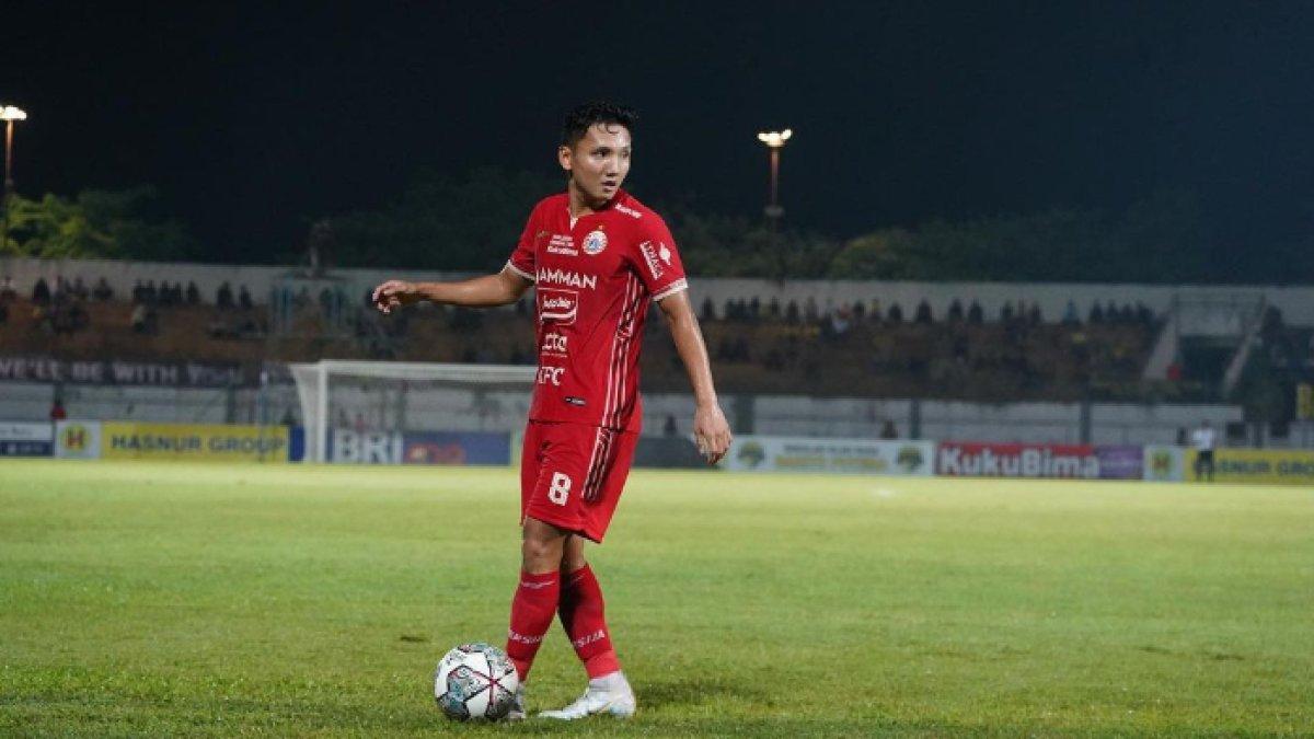 Gelandang andalan Persija Jakarta Syahrian Abimanyu saat membela Macan Kemayoran pada gelaran Liga 1 2022.