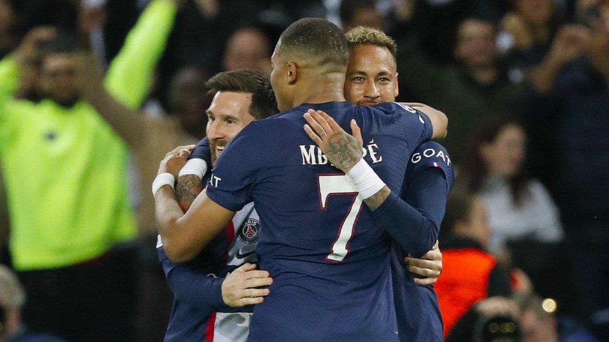 Potret trio striker Paris Saint-Germain di Piala Dunia 2022, Lionel Messi (kiri), Kylian Mbappe (tengah), dan Neymar (kanan).