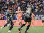 Persebaya-Surabaya-dan-Borneo-FC222.jpg